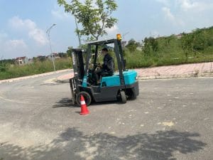 Đào tạo cấp chứng chỉ lái xe nâng tại thanh hóa