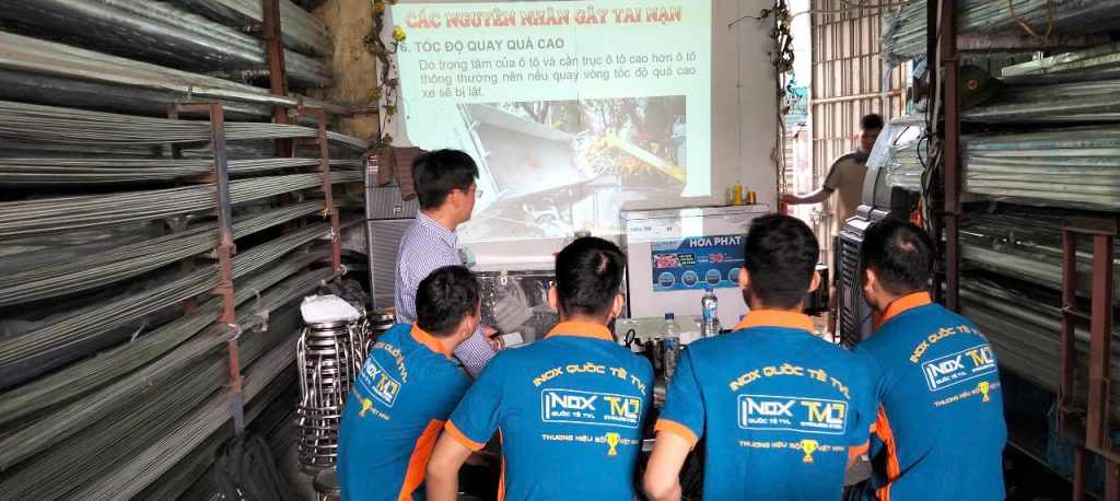 học chứng chỉ lái xe cẩu tự hành tại doanh nghiệp