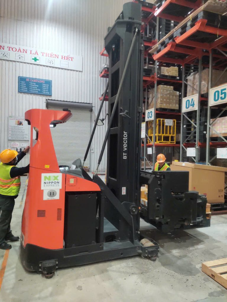 Học lái xe nâng tại Tây Ninh trực tiếp tại doanh nghiệp 4 học lái xe nâng tại tây ninh cho doanh nghiệp